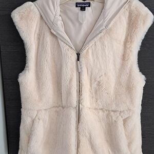 Patagonia Cream Fleece Vest